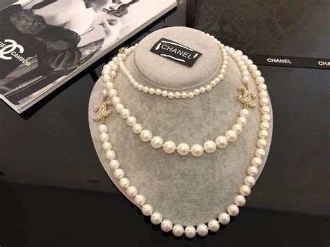 chanel necklace replica|chanel knockoff pearl necklace.